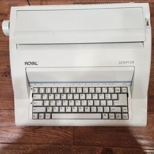 Royal Scriptor White Typewriter